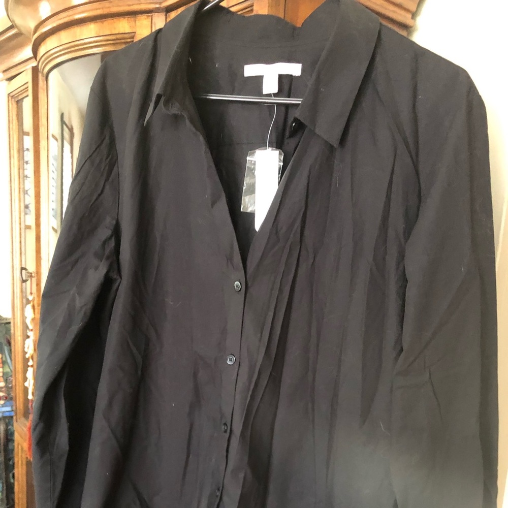 Old navy black shirt